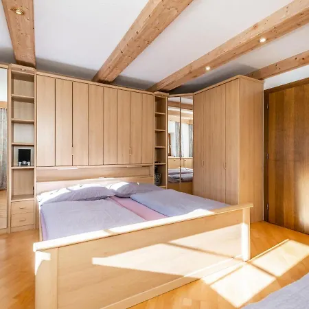 Haus Rainer Chalet *